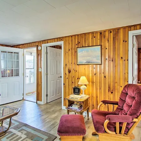 Cozy Hampton Cottage - Walk To Beaches And Marina! Extérieur photo